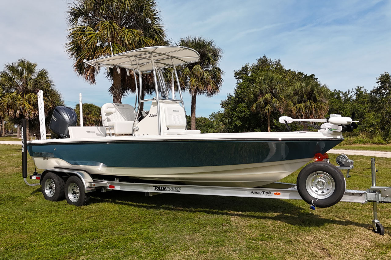 Pathfinder 2200 TRS package, 200HP Yamaha, Rhodan GPS trolling motor, twin Power-Pole Blades, custom aluminium trailer